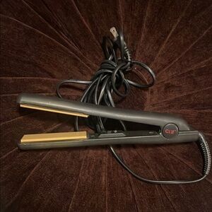 CHI Black and Gold Hair Straightener